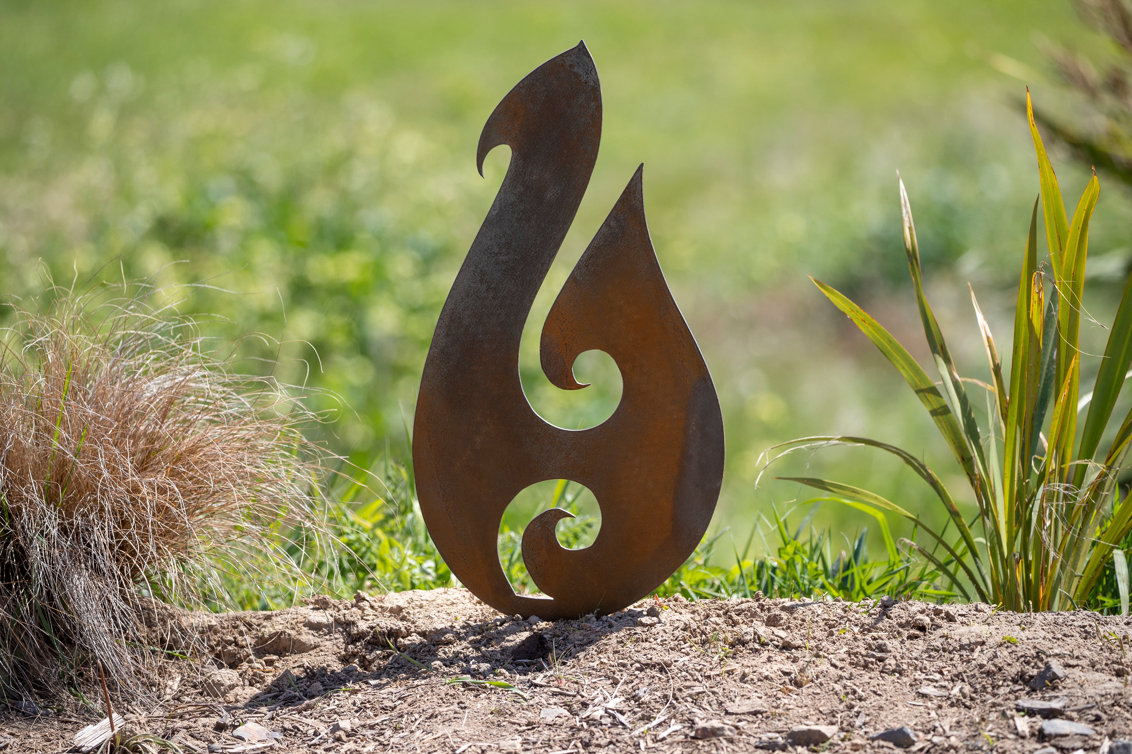 Fish hook Staked Kiwi Metal Art