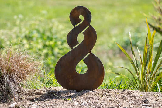 Love Knot Staked